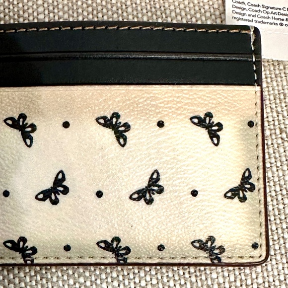 Coach Leather Card Case F59787 Butterfly Dot Black Chalk Pre-Own with Defect - Picture 5 of 8